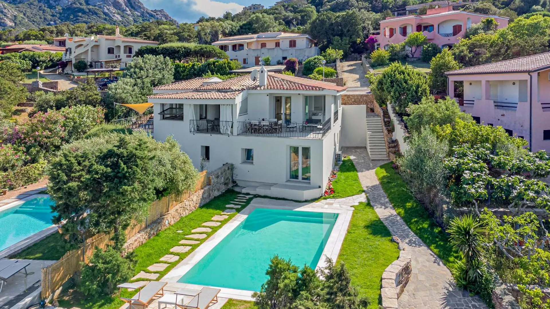Villa La Maddalena 8&1, Vasilius Porto Cervo