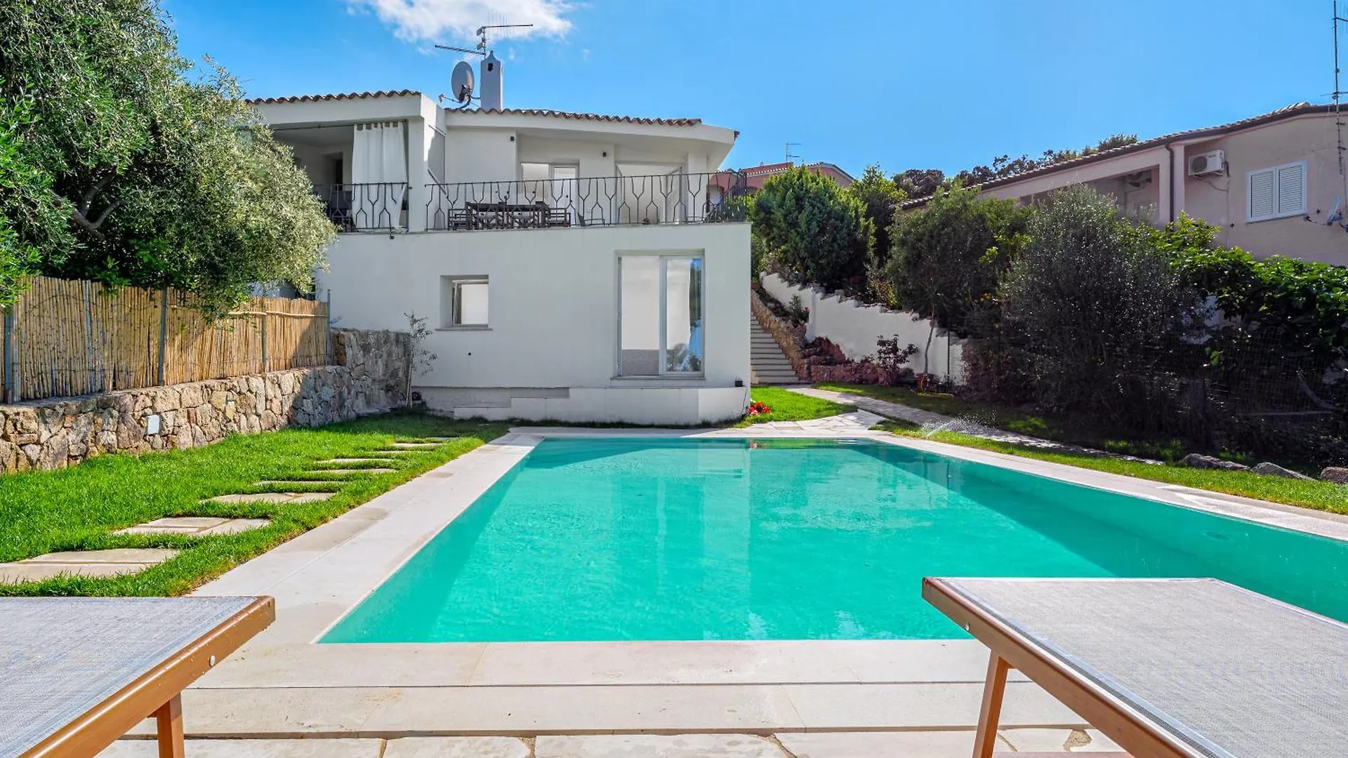Villa La Maddalena 8&1, Vasilius Porto Cervo